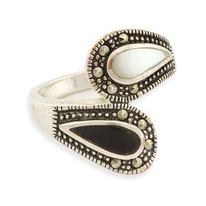 Vintage Mother of Pearl & Black Onyx Bypass Wrap Ring Size 6.5 Silver Plated